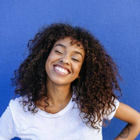 22 Best Methods To Keep Natural Hair Moisturized & Hydrated